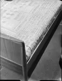 MÖNSTRADE TÄCKEN PÅ SÄNGAR