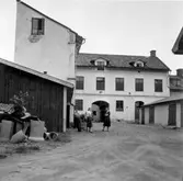 Gårdsbild från öster, 1960-tal