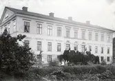 Huvudbyggnaden på Karlslunds gård, 1890-tal
