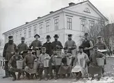 Ladugårdsarbetare på Karlslunds gård, 1890-tal