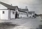 Stallet på Karlslunds gård, 1890-tal