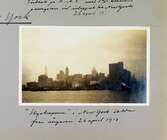 Skyskraporna i New York sett från ångbåten Kaisern Auguste Victoria, 1913-04-26
