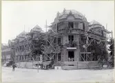 Västerås, Vasastaden, kv. Magna. 
Byggnation vid hörnet Floragatan - Stora gatan, 1905.