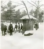 Västerås, Västermalm, Djäkneberget.
Flytt av pumphus till Vallby friluftsmuseum c:a 1928.