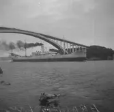 Fartyget Braheholm vid Sandöbron
