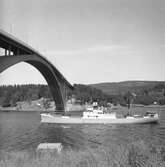Fartyget Brage vid Sandöbron
