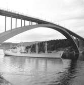 Fartyget Tavastland vid Sandöbron
