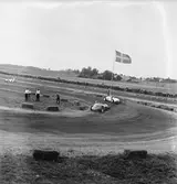 Sladdande bilar. Gelleråsen, Karlskoga. 1950-06-04