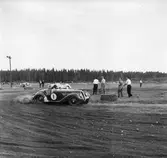 Fullt gaspådrag. Gelleråsen, Karlskoga. 1950-06-04