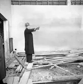 Besiktning av läktar- och interiörarbete i Idrottshuset. 1946-02