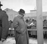 Granskning av auktionskatalog vid Ormesta slakteri, 1946-04-13