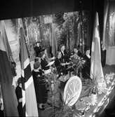 Sång vid SSKF-jubileum på Örebro Folkets Hus, 1946-04-28
