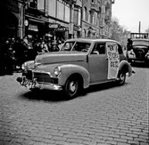 Amerikanare på In Statutåget på Köpmangatan, 1946-05-01