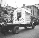 Fiske i In Statutåget på Järntorget, 1946-05-01