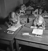 Bildövningar i folkskolan i Örebro, 1947-10-10