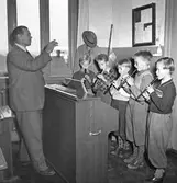 Blockflöjtensemble i folkskolan i Örebro,  1947-10-10