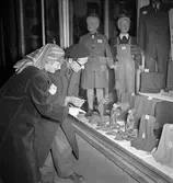 Inför el-ransoneringen behövs varma kläder i Örebro, 1947-10-13