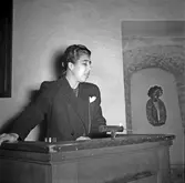 Talare vid Barnavårdskurs i Rikssalen, Örebro slott. 1947-10-30