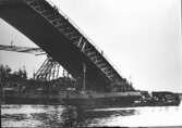 Sandöbron under uppbyggnad 1939.

