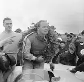 Segrare med lagerkrans. Gelleråsen, Karlskoga. 1957-08-26