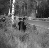 Snurriga Volvobilar. Gelleråsen, Karlskoga. 1957-08-26