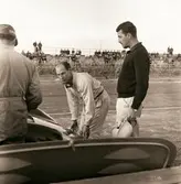 Snart dags för start på Gelleråsen, Karlskoga. 1958-08-10