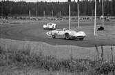 Moss har kört om Bonnier på Gelleråsen, Karlskoga. 1960-08-07