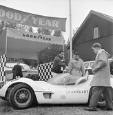 Casner pekar. Gelleråsen, Karlskoga. 1960-08-07