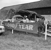 Camoradi på servicebryggan. Gelleråsen, Karlskoga. 1960-08-07