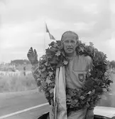 Lincoln med segerkrans. Gelleråsen, Karlskoga. 1960-08-07