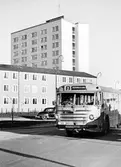 Buss vid Baronbackens centrum, 1960