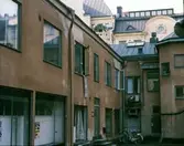 Gårdsinteriör, 1980-tal