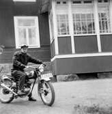 Motorcyklist, 1954