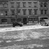 Packat för Norgeresa med Ford från Stortorget, 1951-04-01