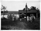 Runt midsommarstången på Bomanshyttan, Fåsjön, Nora, 1930