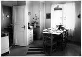 Matplats i köket på Bergslagsgatan 5 B i Nora, 1981