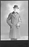 Ung välklädd man i Stockholm, 1909 ca