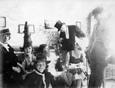 Utklädda ungdomar i Nora, 1920-tal