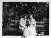 Patient med sköterska, Grev Rosengatan, 1924