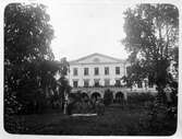 Besökare på herrgården Hinseberg, 1924-08-00