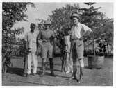 Golfspelare i Ambernath, Indien, 1932-01-00