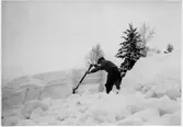 Olle skottar snö, Nora. 1951