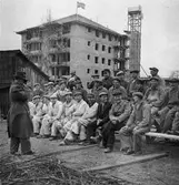 Taklagsfest på Hagabro hus, 1947