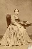 Kvinnoporträtt, 1868-1871