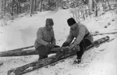 Sågarbete vid Sörbybackens hoppbacke, 1930-tal
