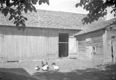Ladugårdsbacke på Råsta gård, Stora Mellösa, 1940-tal