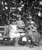 Bertha Gerdin med barn, 1920-tal
