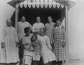 Grupp på farstubron, ca 1925