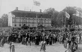 Stora Torget i Alingsås under 300-års jubileumet 1919.