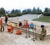 Lekande barn, 1960-tal